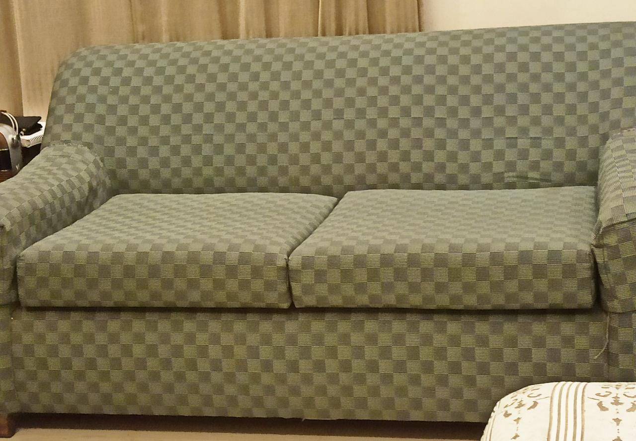 Sofa, Furniture for sale; Like New अवस्था