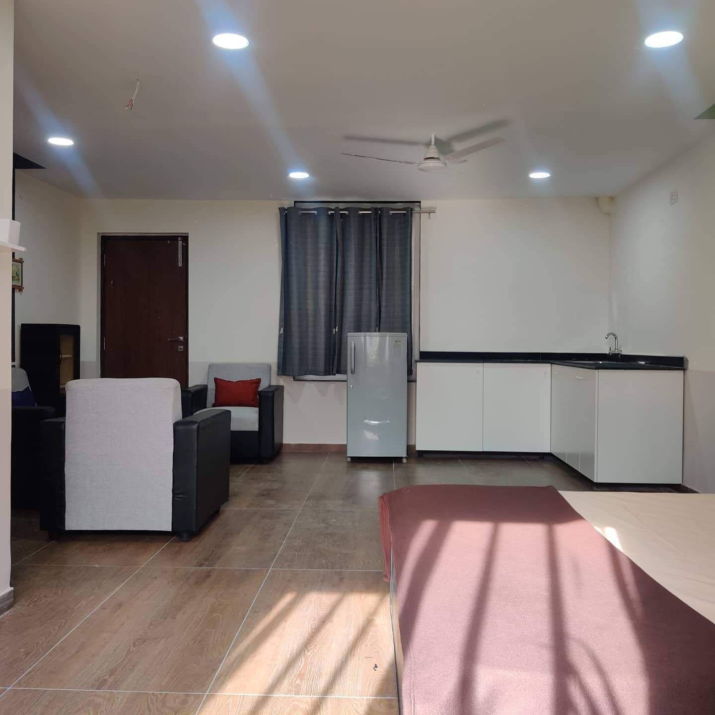 2 Bed/ 2 Bath Apartment/ Flat; 12 sq. ft. carpet area, Furnished for rent @Lanco Hills Private Rd, Janmabhoomi Colony, Sai Aishwarya Layout, Chitrapuri Colony, Khajaguda, Telangana 500089