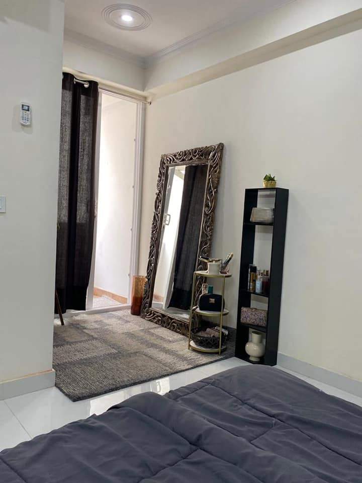 2 Bed/ 2 Bath Apartment/ Flat, Furnished for rent @ sector 52