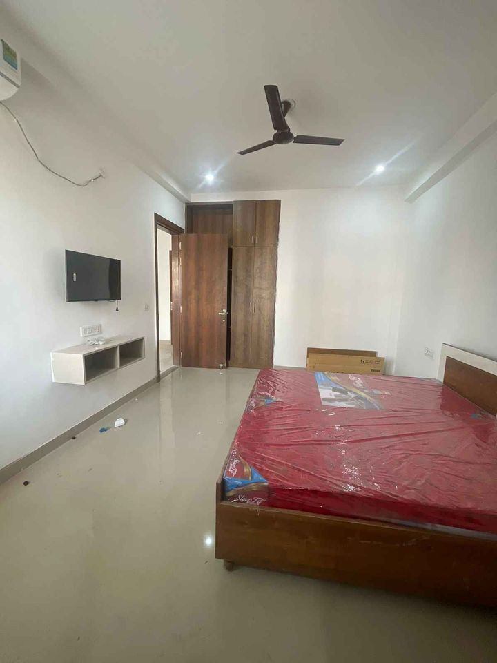 1 Bed/ 1 Bath Apartment/ Flat; 1,800 sq. ft. carpet area, Furnished for rent @Sector-57 , Gurugram