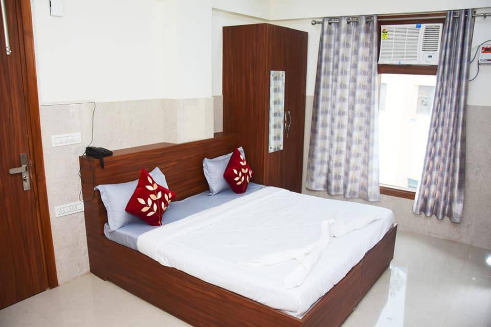 PG/ Roommate for rent @sector 58 noida
