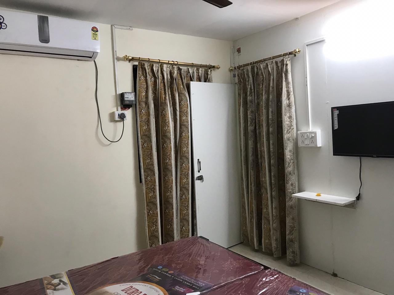 2 Bed/ 2 Bath Apartment/ Flat, Furnished for rent @ Kailash Hills, East of Kailash, South Delhi
