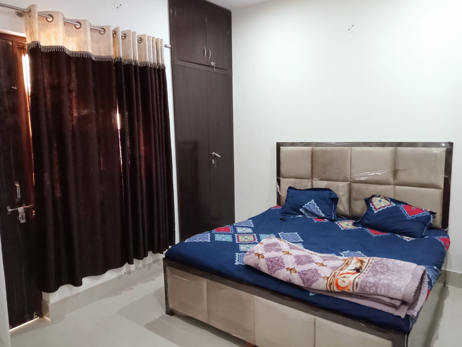 2 Bed/ 2 Bath Rent House/ Bungalow/ Villa, Furnished for rent @ST-10 Sector - 130 Noida