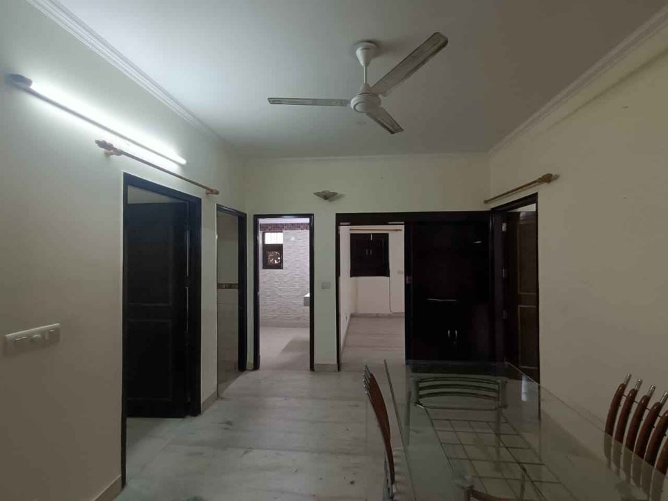 4 Bed/ 4 Bath Rent Apartment/ Flat, Semi Furnished for rent @vasant kunj Block : D-1