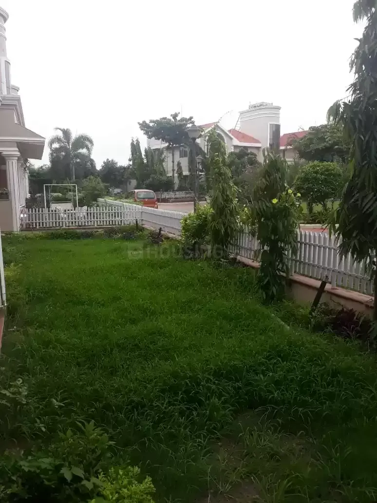 4 Bed/ 3 Bath Sell House/ Bungalow/ Villa; 3,600 sq. ft. lot for sale @Gulmohar Colony, Bhopal