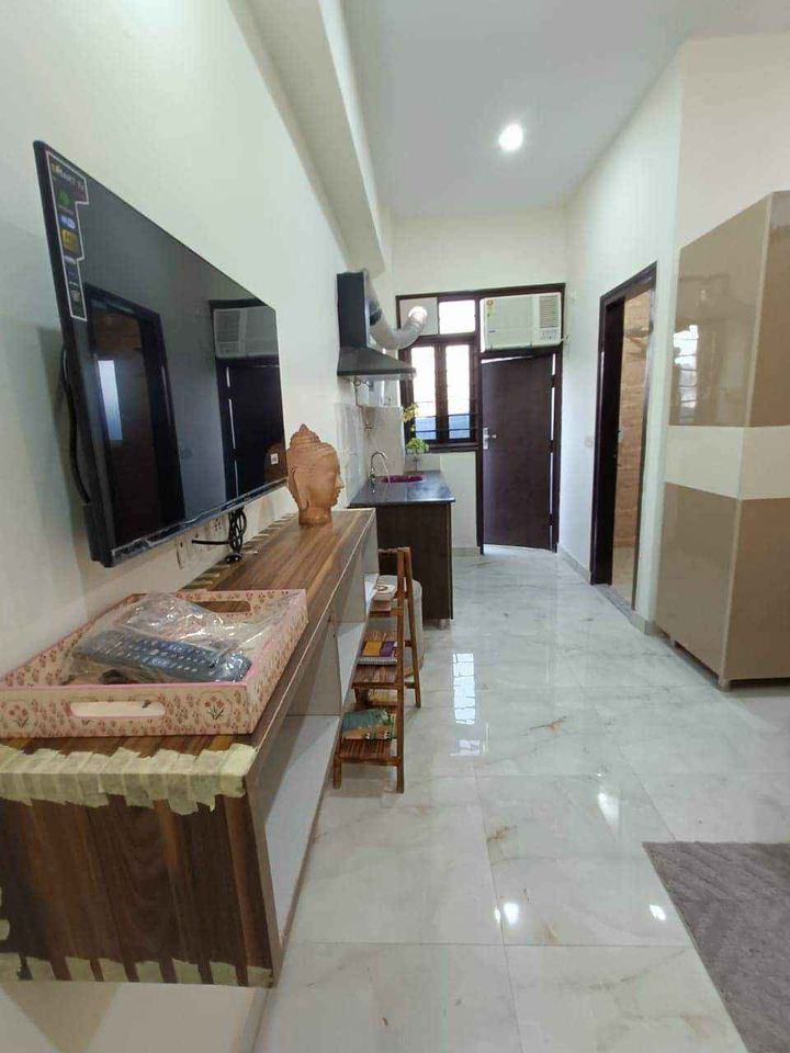 2 Bed/ 2 Bath Rent Apartment/ Flat, Furnished for rent @Palam vihar Gurugram