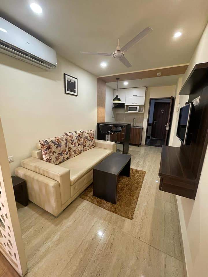 1 Bed/ 1 Bath Rent Apartment/ Flat, Furnished for rent @sector 67 ( gated society ) Gurugram