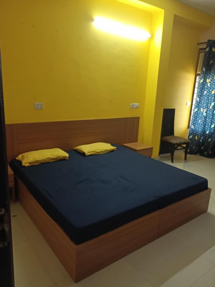 3 Bed/ 3 Bath Rent Apartment/ Flat, Furnished for rent @sector 39 gurgaon