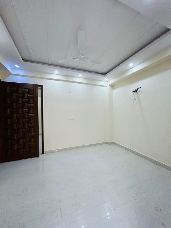 2 Bed/ 2 Bath Rent Apartment/ Flat, Semi Furnished for rent @chhatarpur  Delhi