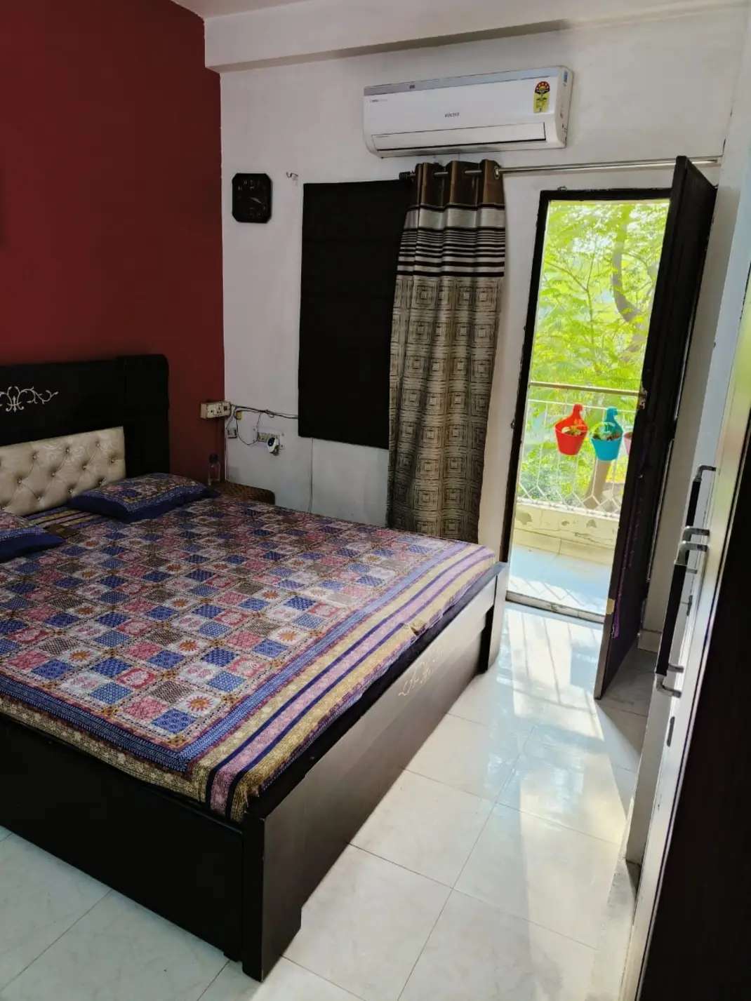 3 Bed/ 3 Bath Sell Apartment/ Flat; 1,200 sq. ft. carpet area; Ready To Move for sale @Green MIG flat rajoria garden delhi