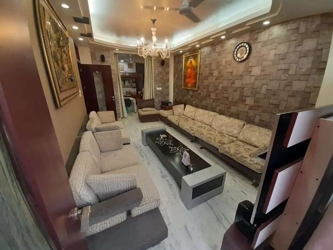 3 Bed/ 3 Bath Rent Apartment/ Flat; 1,620 sq. ft. carpet area, Furnished for rent @Kalkaji South Delhi 