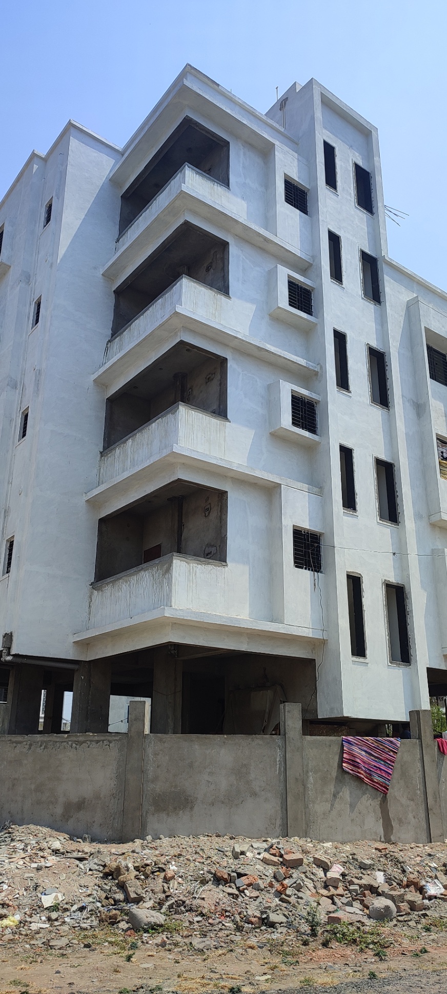 2 Bed/ 2 Bath Sell Apartment/ Flat; 899 sq. ft. carpet area; New Construction for sale @Narendra nagar
