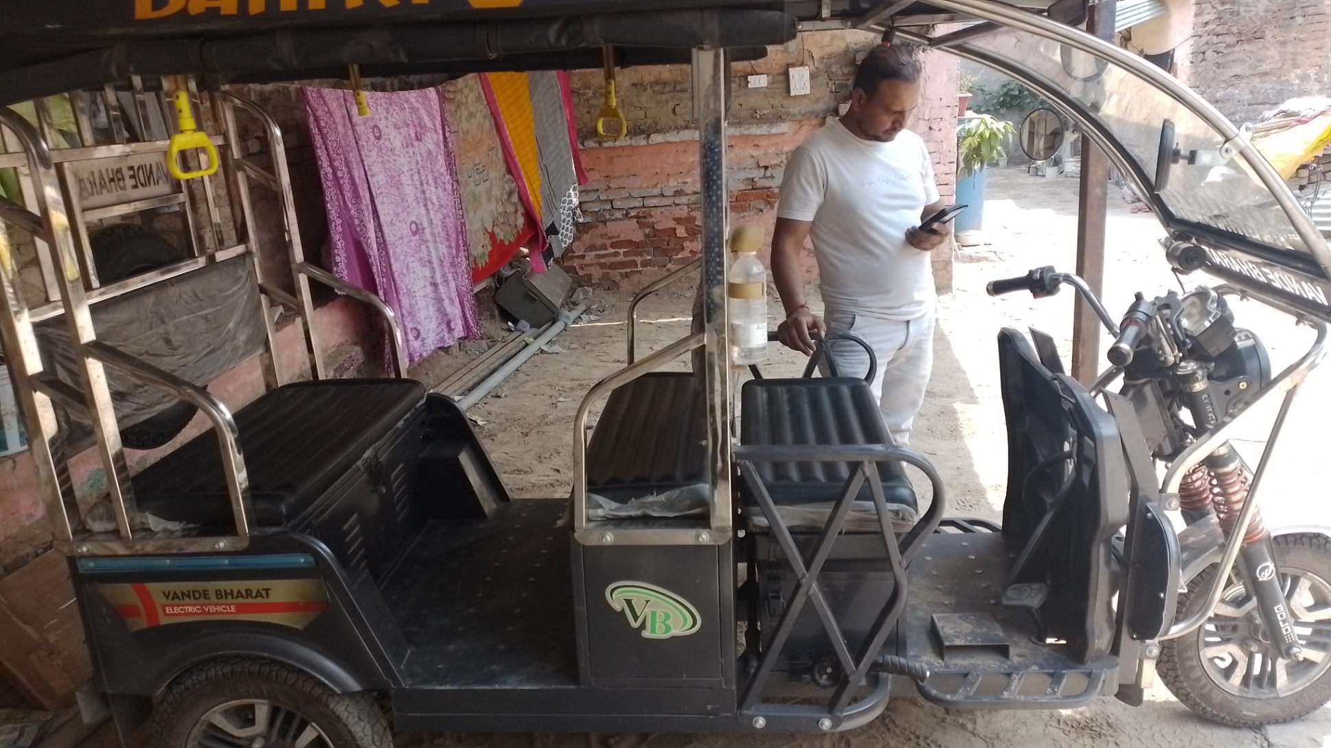 E rickshaw services 