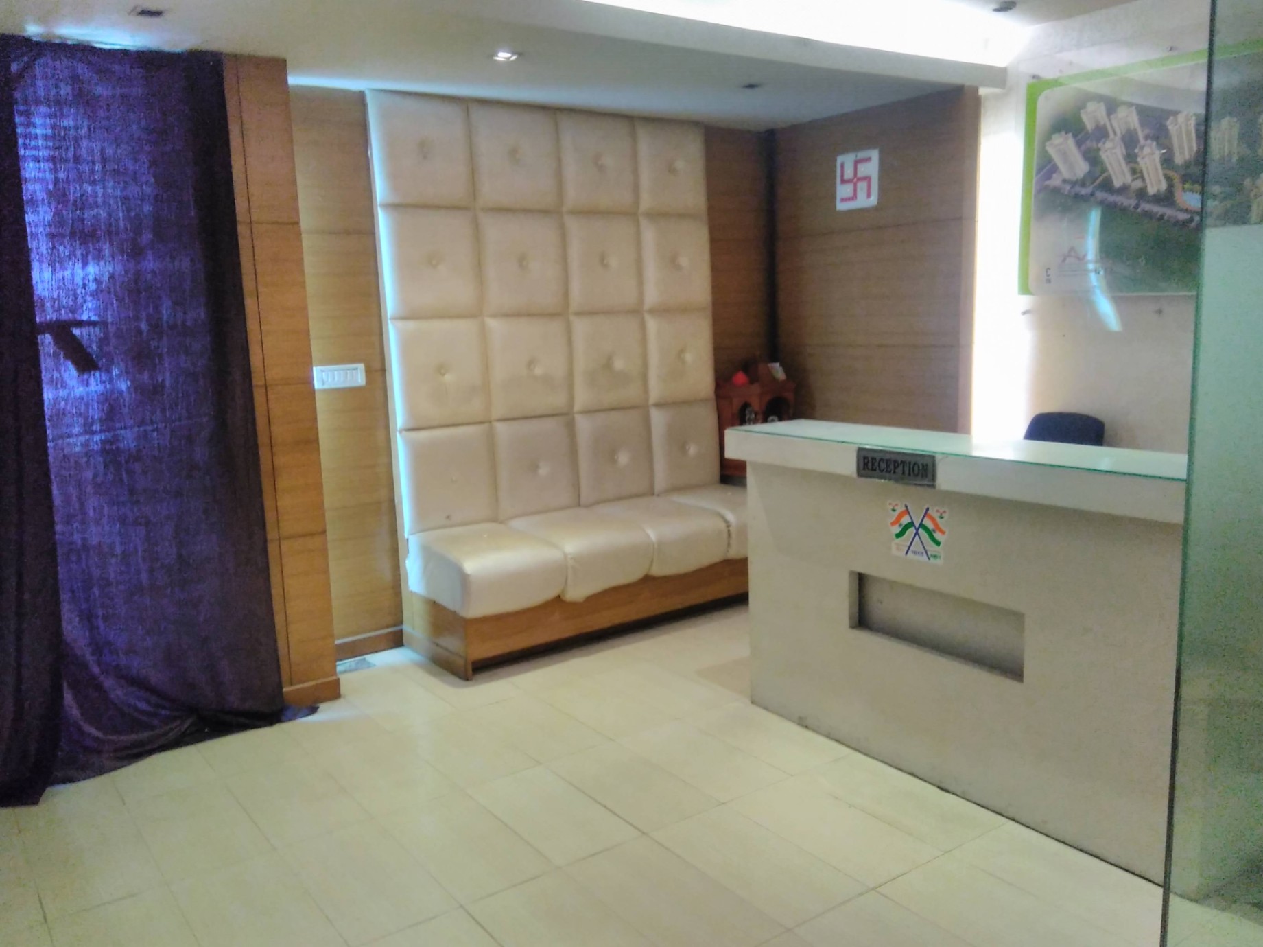 Rent Office/ Shop, 2950 sq ft carpet area, Furnished for rent @Sector 3 Noida