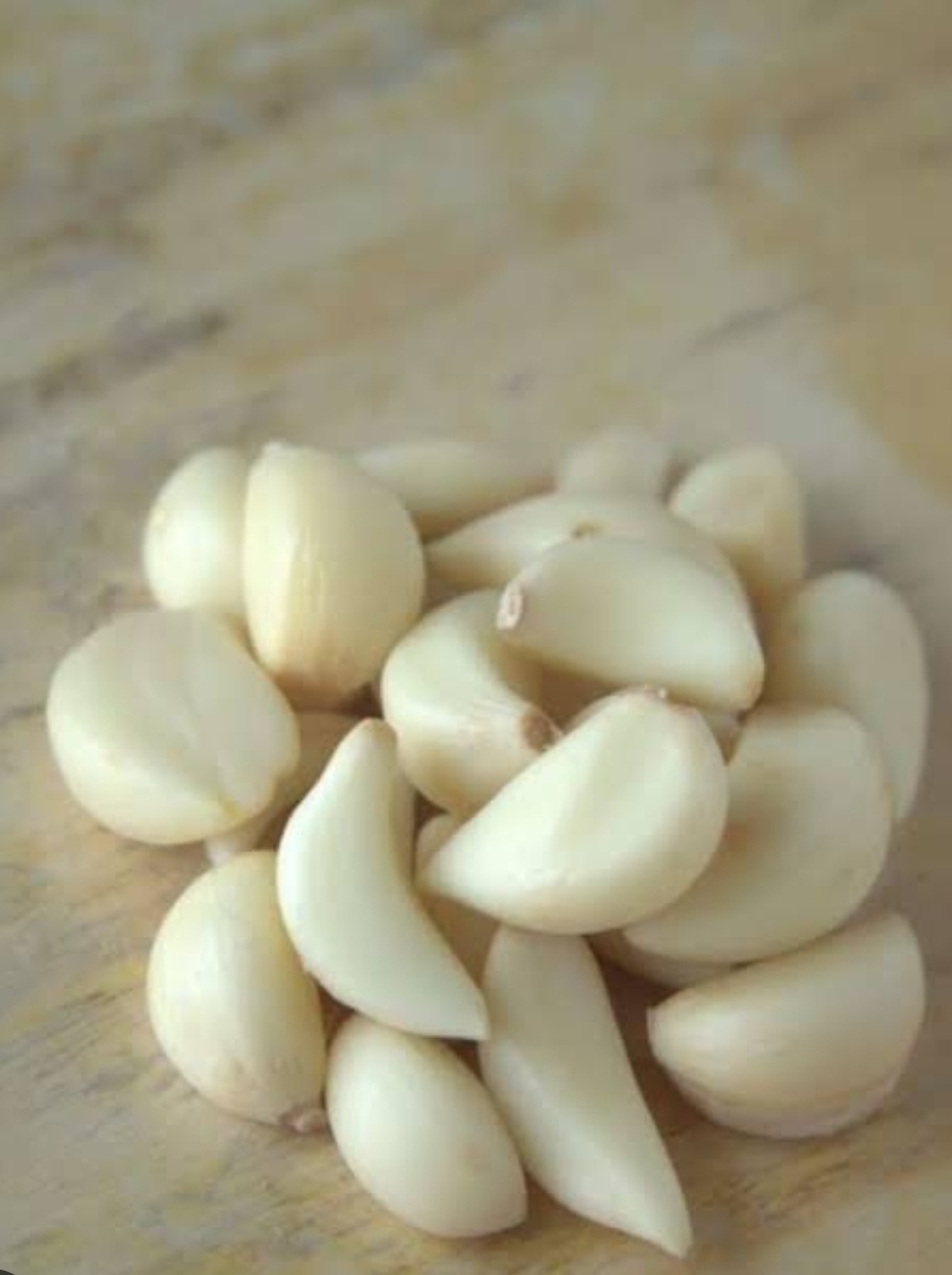 Skin remove garlic