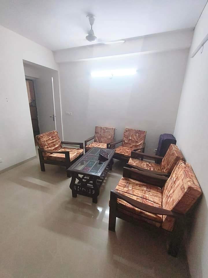 2 Bed/ 2 Bath Rent Apartment/ Flat, Furnished for rent @ Jaypee kosmos sector 134 Noida
