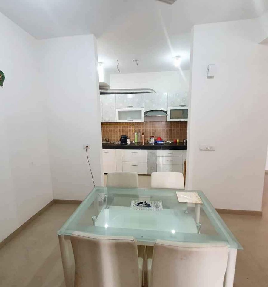 3 Bed/ 3 Bath Rent Apartment/ Flat; 1,370 sq. ft. carpet area, Furnished for rent @Mahagun Mywood Gaur city 2 Noida