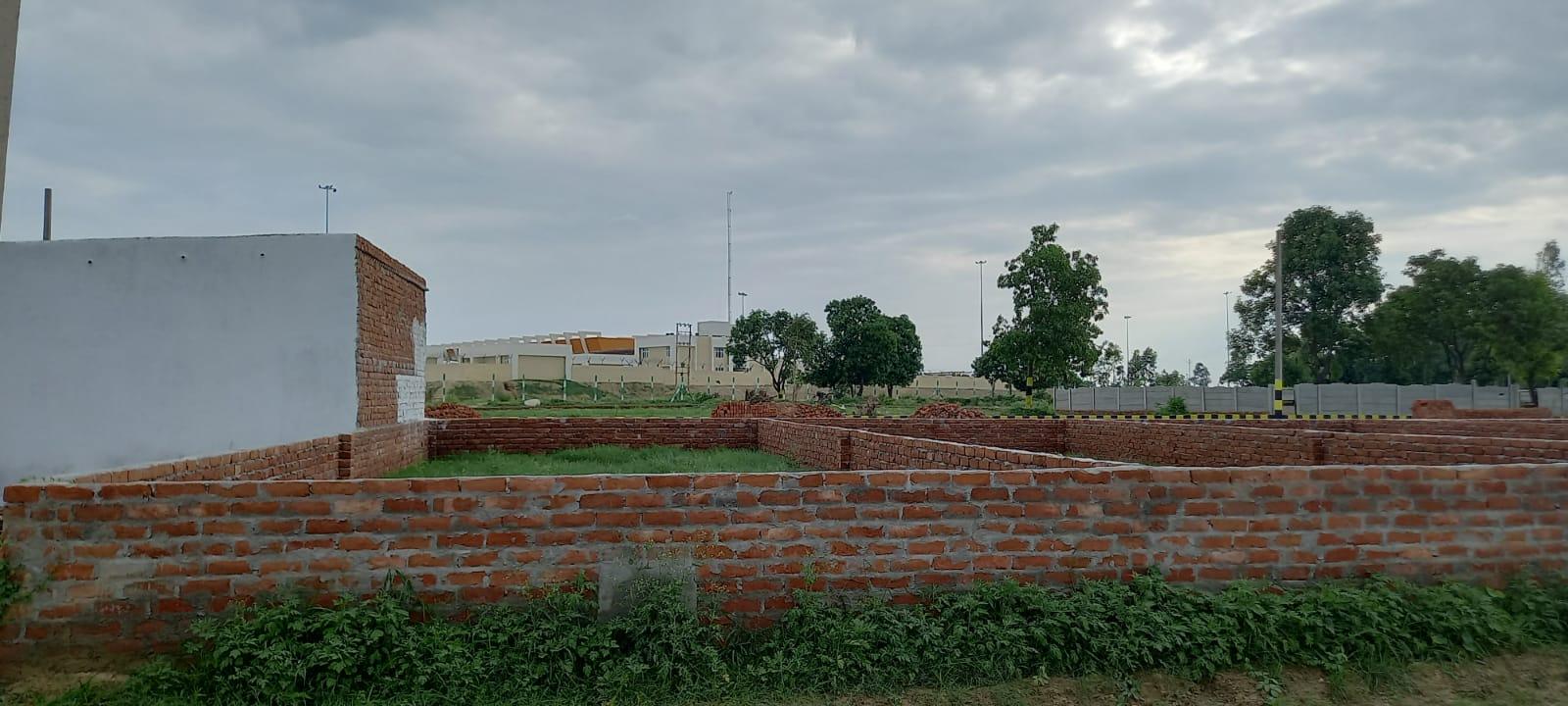 800 sq. ft. Sell Land/ Plot for sale @Sultanpur road 