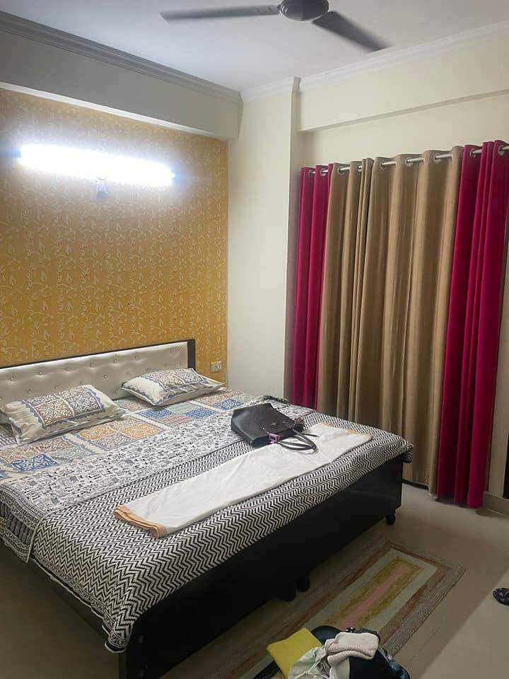 3 Bed/ 3 Bath Rent Apartment/ Flat, Furnished for rent @Golf City plot 11, SECTOR 75, NOIDA 