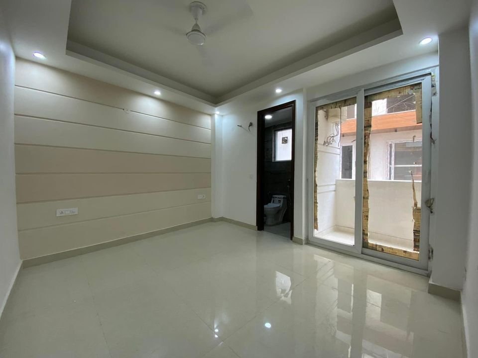 3 Bed/ 3 Bath Rent Apartment/ Flat; 1,500 sq. ft. carpet area, Furnished for rent @chhatarpur New Delhi