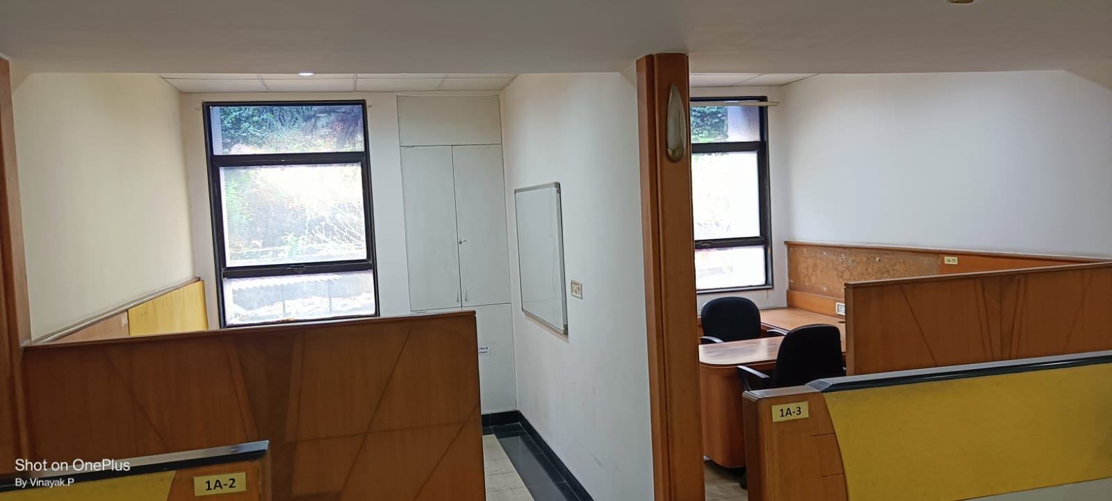 Rent Office/ Shop, 6000 sq ft carpet area, Furnished for rent