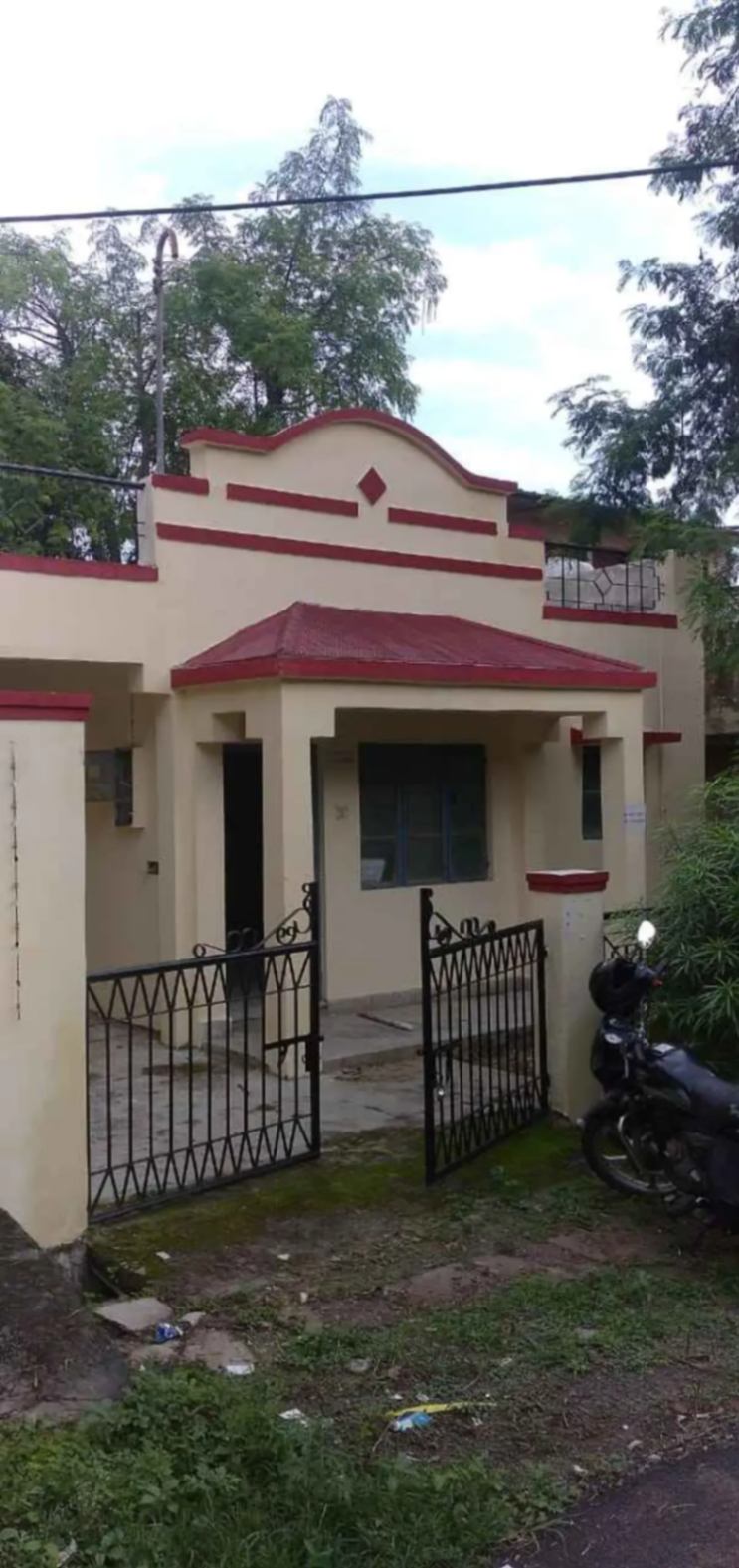 2 Bed/ 2 Bath Sell House/ Bungalow/ Villa; 1,000 sq. ft. carpet area; 1,533 sq. ft. lot for sale @Housing board katara hills bhopal 