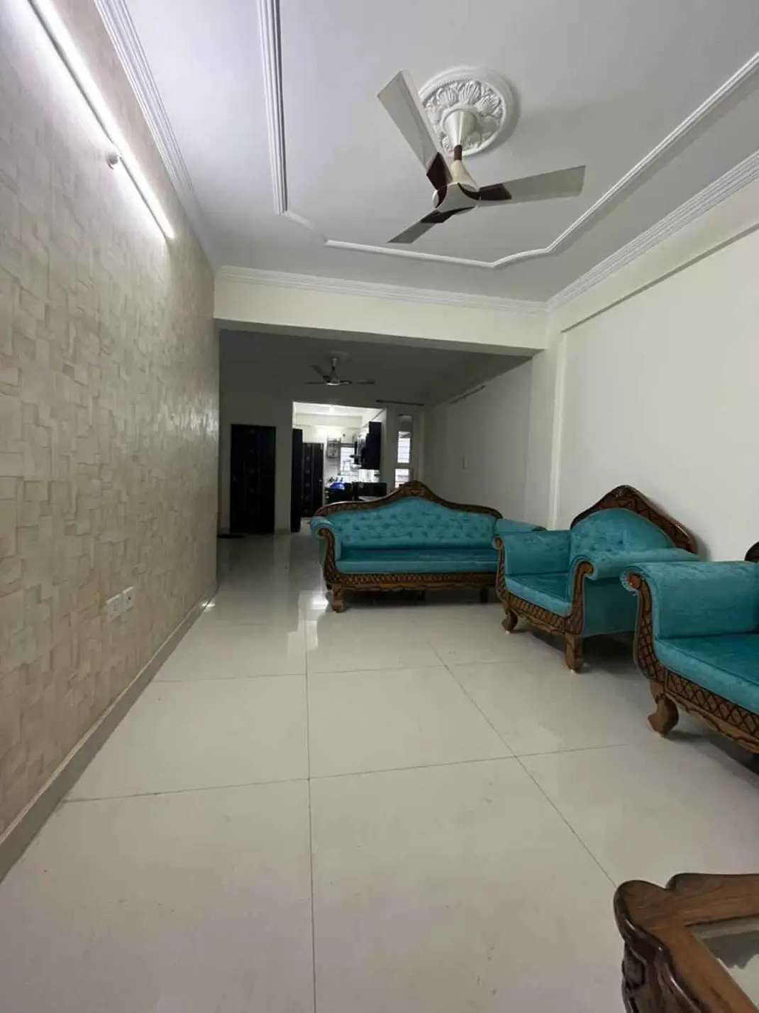 2 Bed/ 2 Bath Rent Apartment/ Flat; 1,200 sq. ft. carpet area, Furnished for rent @Hoshangabad road bhopal
