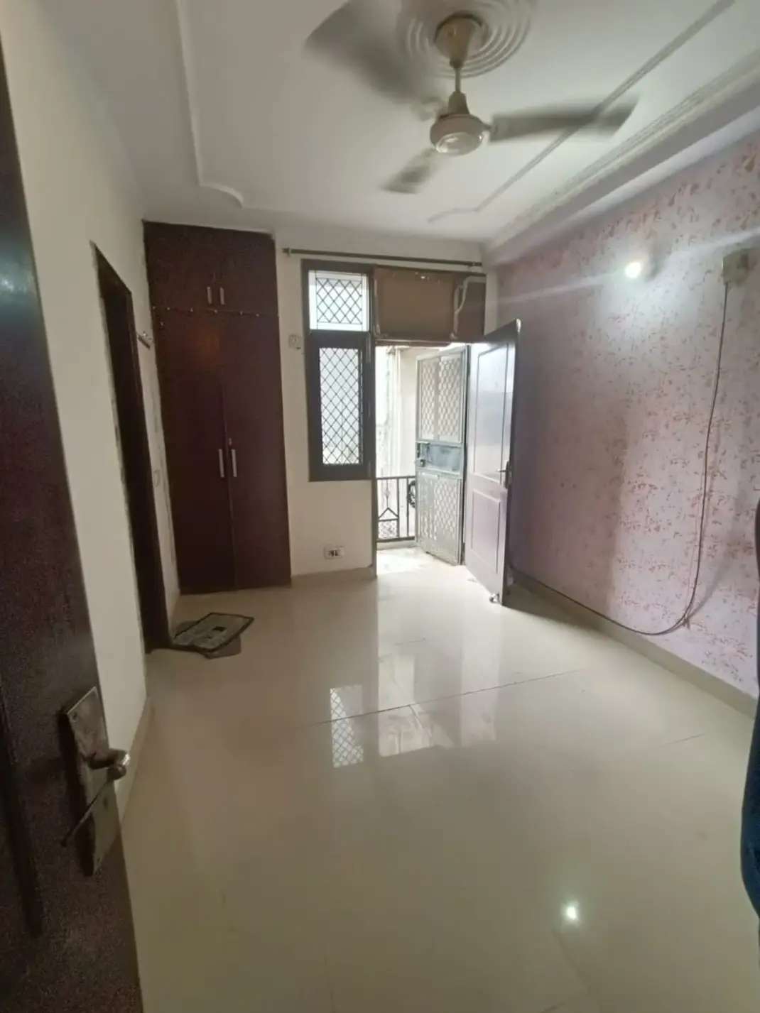 1 Bed/ 1 Bath Rent Apartment/ Flat, Semi Furnished for rent @MALVIYA NAGAR NEW DELHI