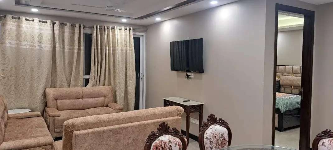 4 Bed/ 4 Bath Rent Apartment/ Flat; 2,250 sq. ft. carpet area, Furnished for rent @Greater Kailash -1  New delhi