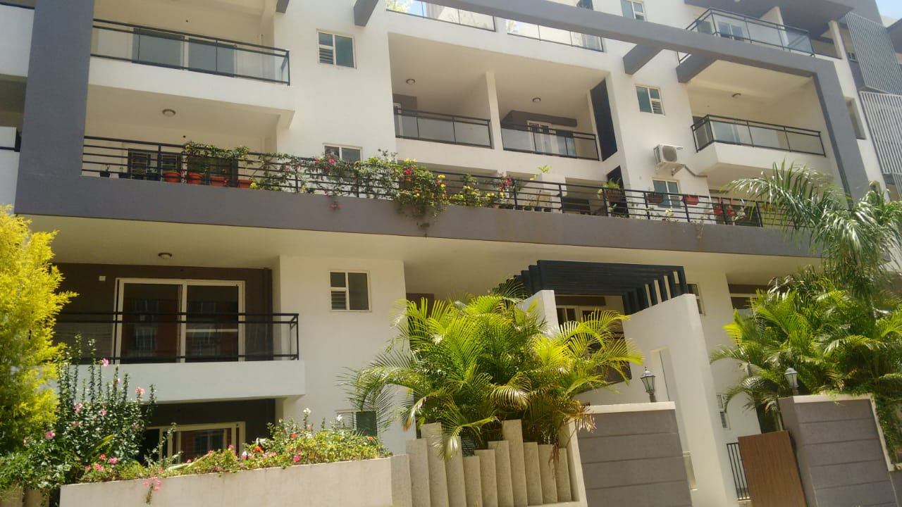3 Bed/ 4 Bath Rent Apartment/ Flat; 2,415 sq. ft. carpet area, Semi Furnished for rent @Kasavanahalli, Sarjapur road 