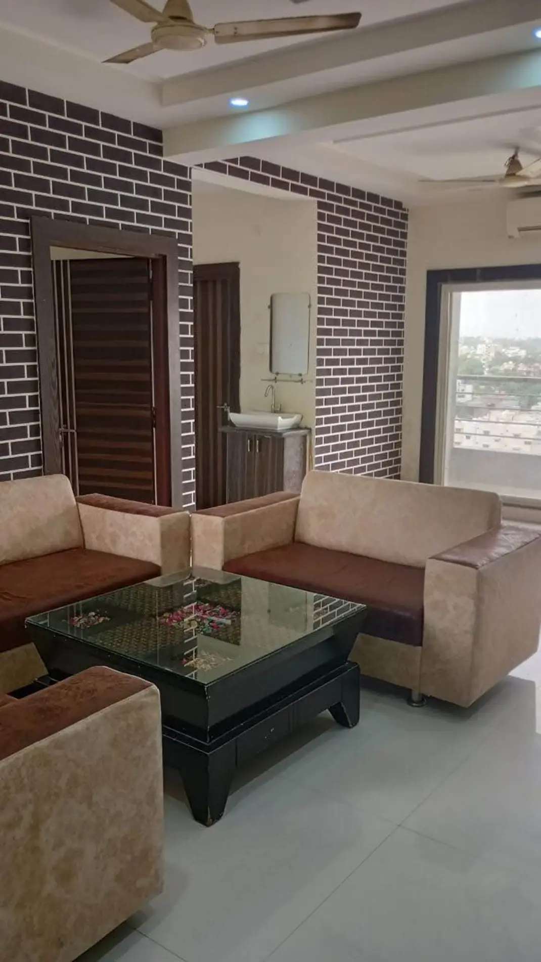 3 Bed/ 2 Bath Rent Apartment/ Flat, Furnished for rent @Rohit nagar bhopal