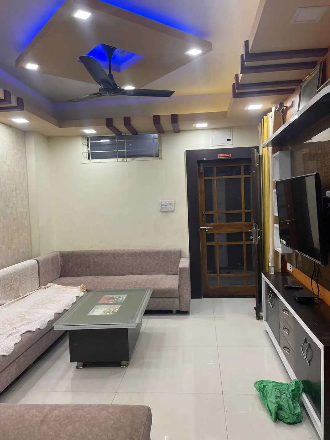 3 Bed/ 2 Bath Rent Apartment/ Flat; 1,500 sq. ft. carpet area, Furnished for rent @Ayodhya bypass road Bhopal