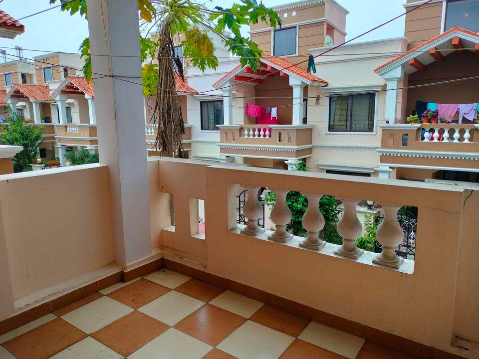 3 Bed/ 2 Bath Rent House/ Bungalow/ Villa, Semi Furnished for rent @Ayodhya bypass road Bhopal