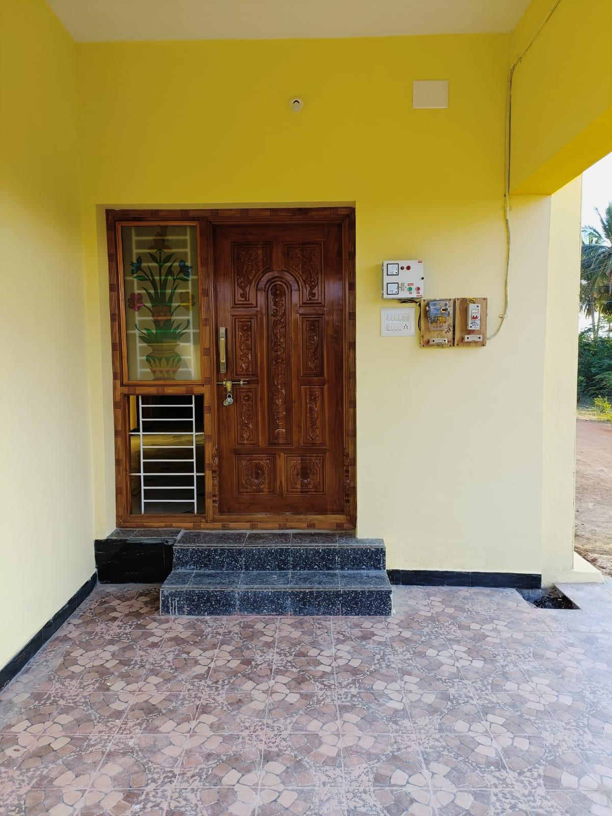 1 Bed/ 2 Bath Rent House/ Bungalow/ Villa; 600 sq. ft. carpet area, UnFurnished for rent @Chettiyapatti