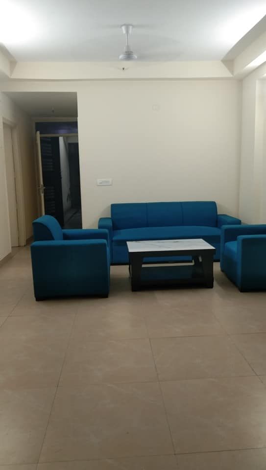 3 Bed/ 3 Bath Rent Apartment/ Flat, Furnished for rent @Golf Avenue 1 Sector 75 Noida