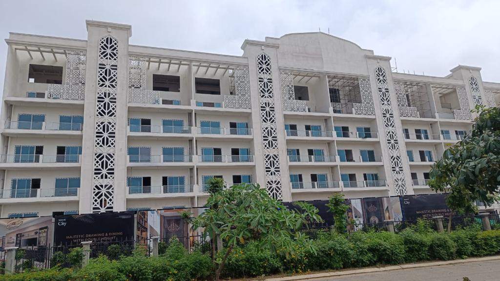 2 Bed/ 2 Bath Sell Apartment/ Flat; 40 sq. ft. carpet area; Ready To Move for sale @Ghaziabad