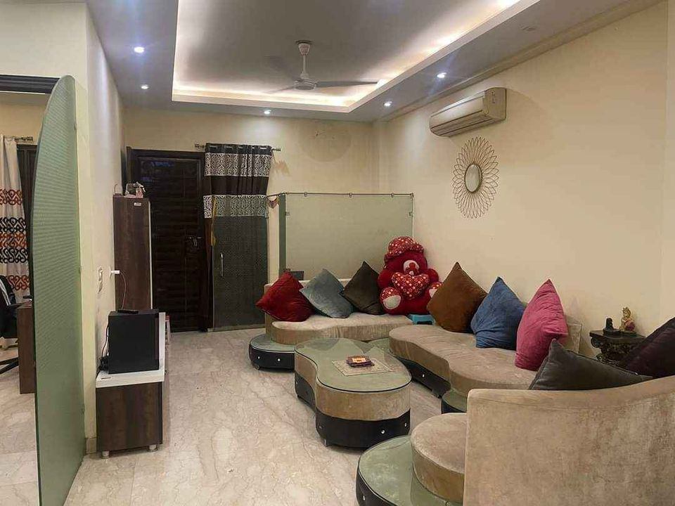 3 Bed/ 3 Bath Rent House/ Bungalow/ Villa, Furnished for rent @Dlf phase 2 Gurgaon