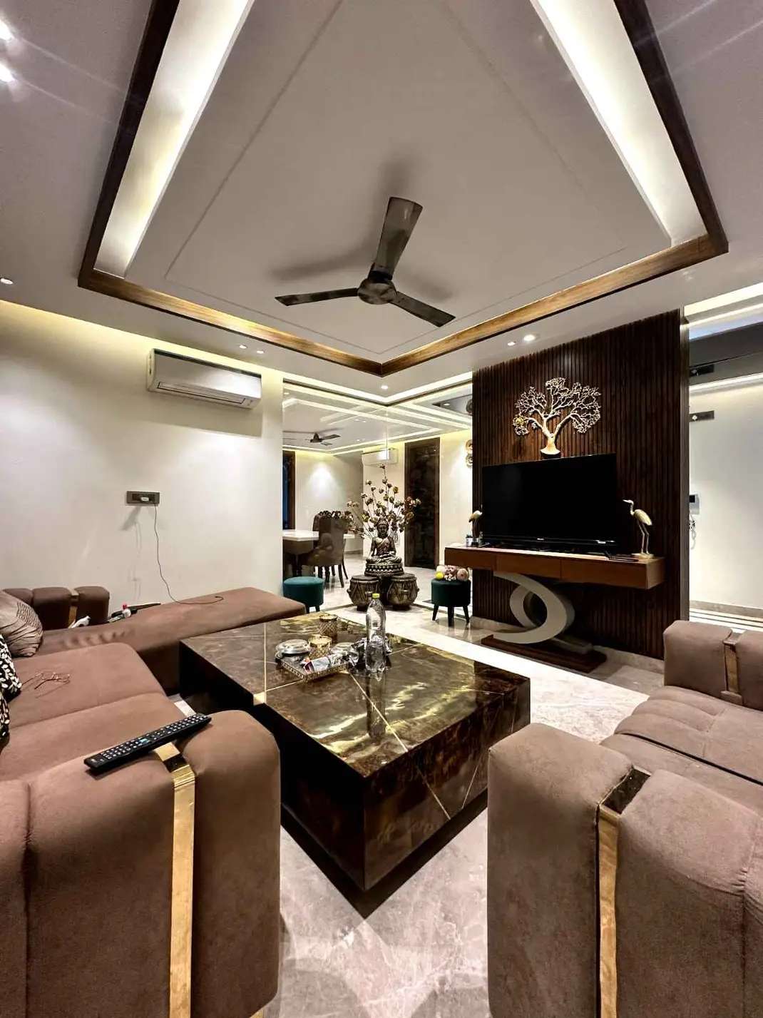 4 Bed/ 4 Bath Sell House/ Bungalow/ Villa; 3,618 sq. ft. lot for sale @Dlf phase 2 gurugram 