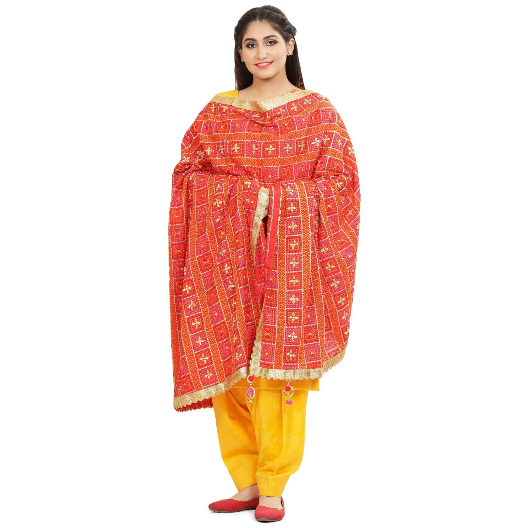 Salwar Kurta, Sari, Other traditional costume on sale
