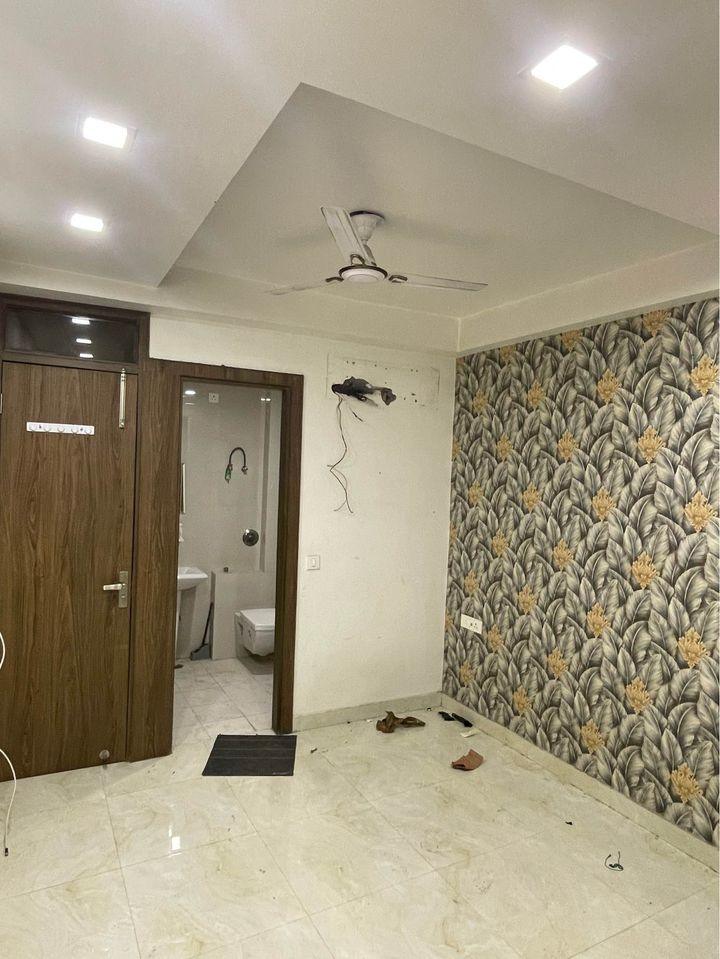 2 Bed/ 2 Bath Rent Apartment/ Flat, Semi Furnished for rent @shakti khand-2 indirapuram gzb. 