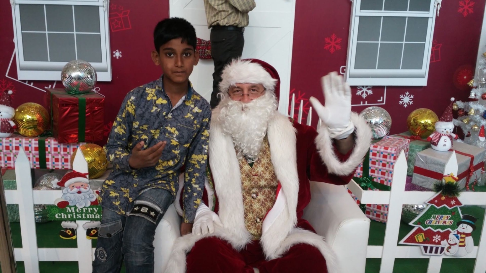 Santa Claus (USA) available in Bangalore 