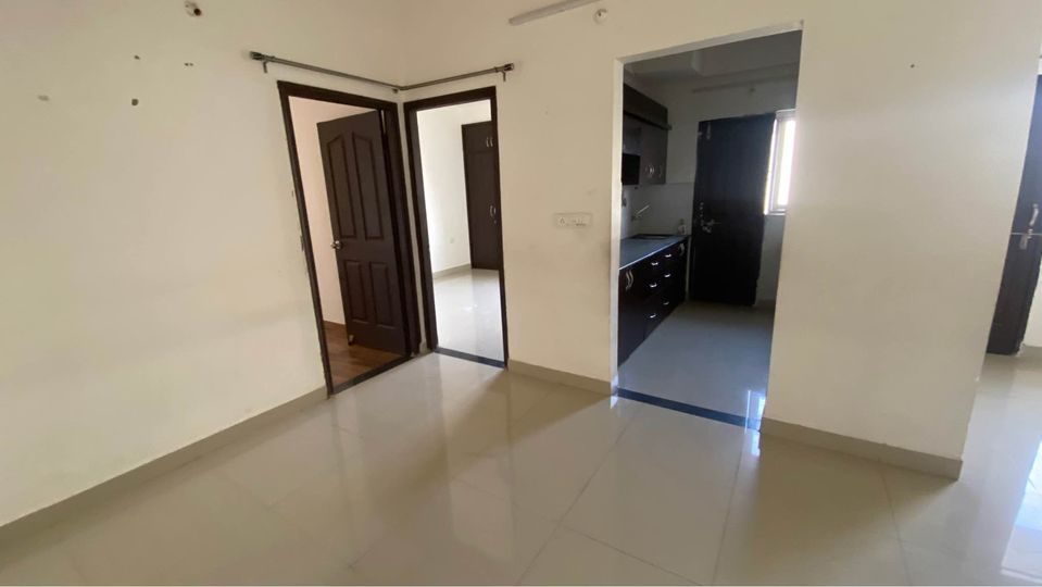 3 Bed/ 3 Bath Sell Apartment/ Flat; 1,450 sq. ft. carpet area; Ready To Move for sale @Coral wood hoshangabad road Bhopal