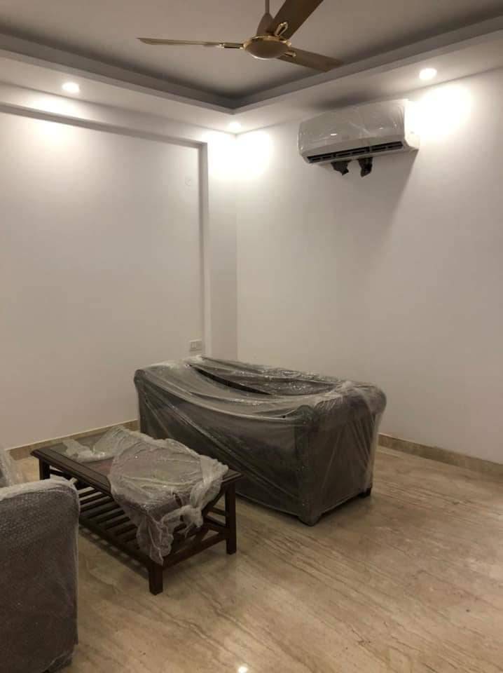 2 Bed/ 2 Bath Rent Apartment/ Flat; 900 sq. ft. carpet area, Furnished for rent @Lajpat Nagar new Delhi 