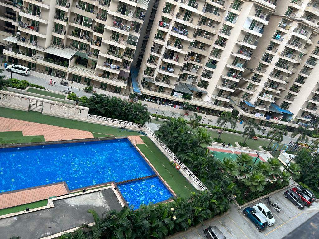 3 Bed/ 3 Bath Sell Apartment/ Flat; 1,500 sq. ft. carpet area; Ready To Move for sale @Noida Extension 