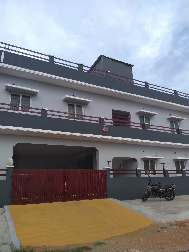 2 Bed/ 1 Bath Rent Apartment/ Flat; 1,200 sq. ft. carpet area, Semi Furnished for rent @Pudhupalayam 