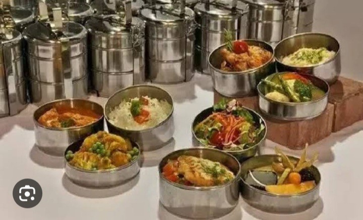 Thaali, Restaurants