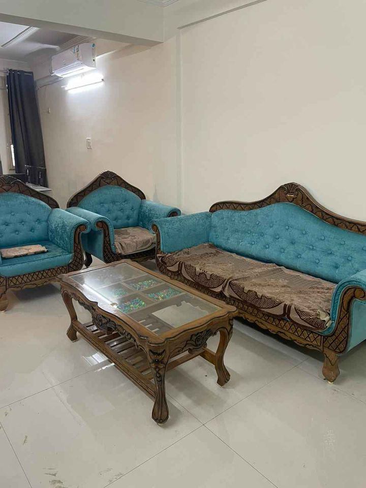 2 Bed/ 2 Bath Rent Apartment/ Flat, Semi Furnished for rent @Hoshangabad road bhopal