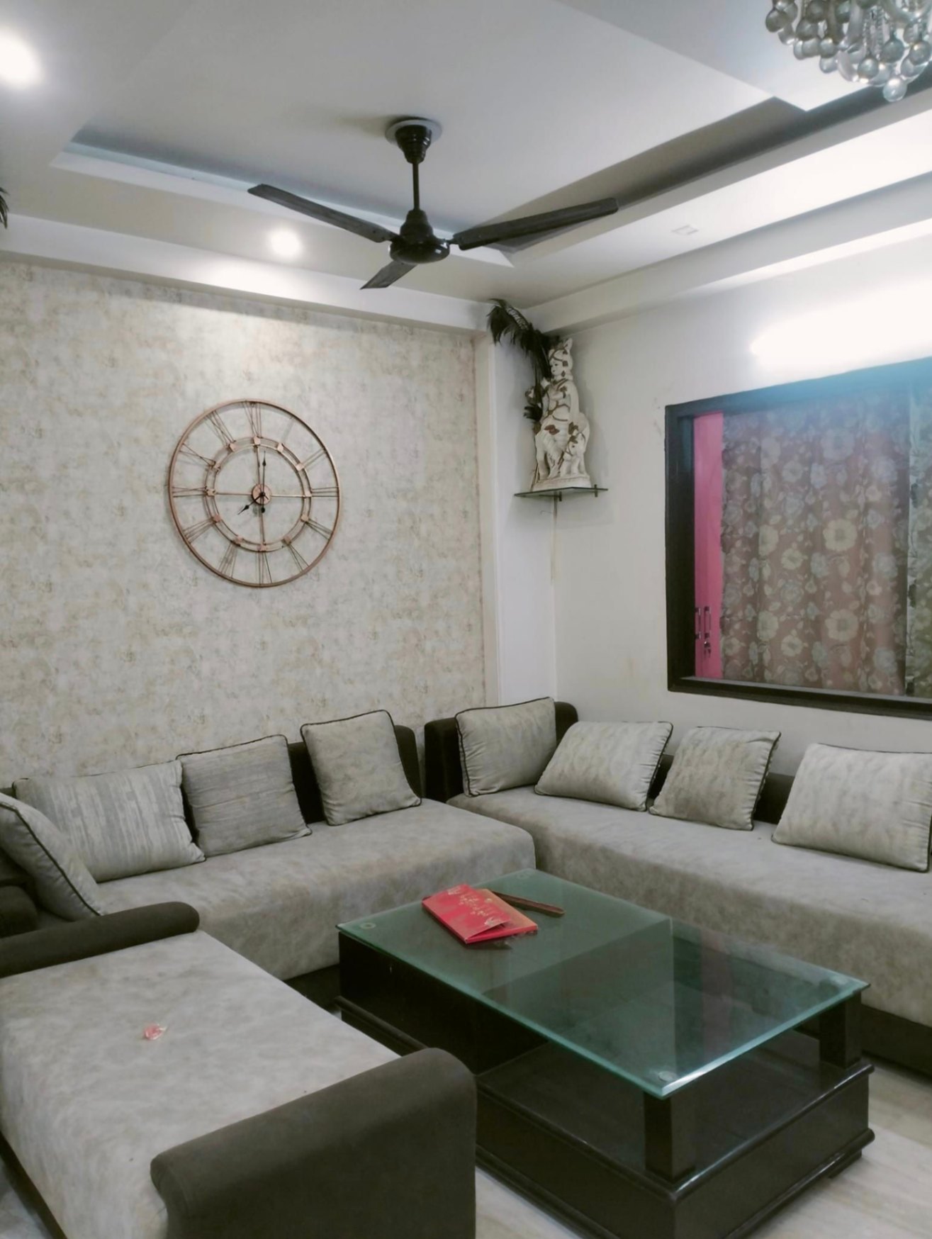 2 Bed/ 2 Bath Rent Apartment/ Flat, Furnished for rent @Anupum enclave south delhi