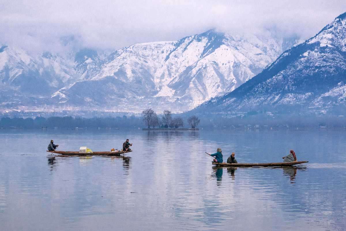 Discover the Beauty of Kashmir: Tour Packages from Pune