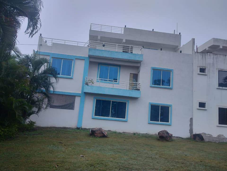 5+ Bed/ 4 Bath Sell House/ Bungalow/ Villa; 1,210 sq. ft. lot for sale @Reliable hi-teh city, near airport city,  Covered campus bhopal